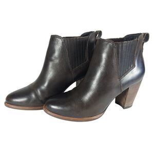 UGG Women's Poppy US 7 Brown Leather Heeled Pull on Chelsea Booties Boots